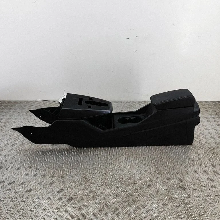 Centrālā konsole 89A863242A