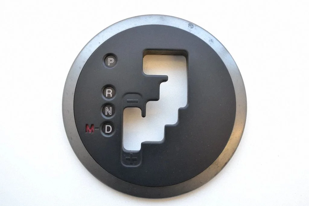 Pārnesumu pārslēga sviras apdare (plastmasas) EG2164333