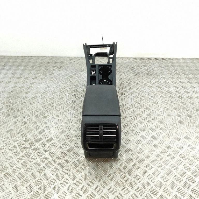 Centrālā konsole 3G2863241C