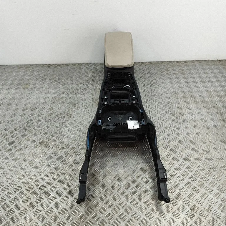 Centrālā konsole 5A0C904