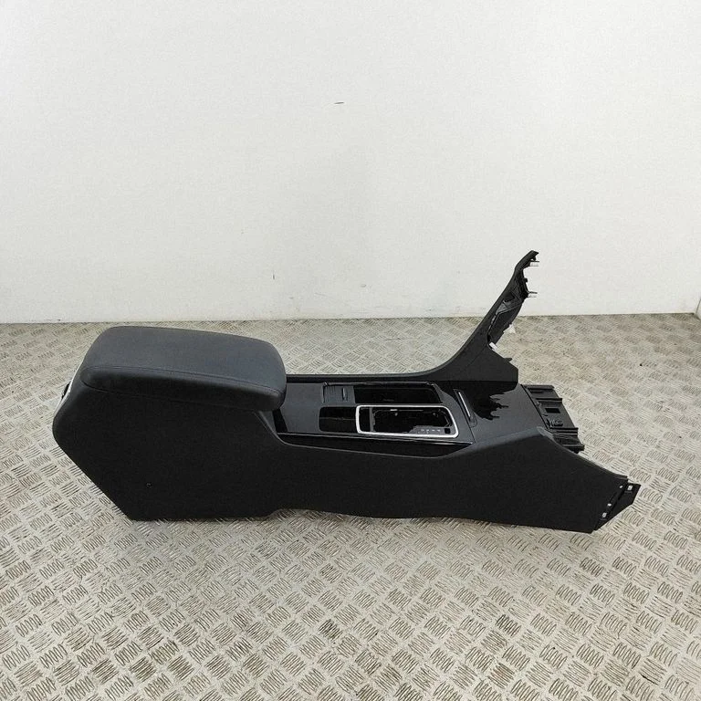 Centrālā konsole 84610D4900WK