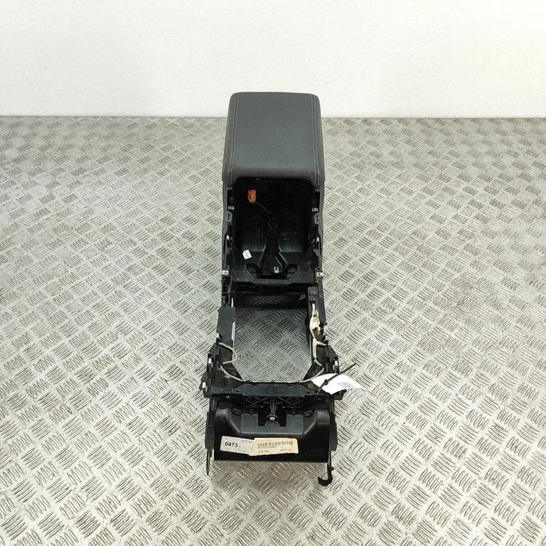 Keskkonsool GJ3219E766