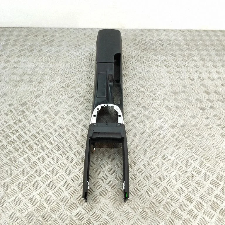 Center console 99755321101