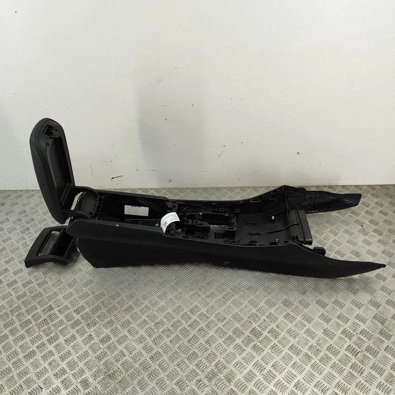 Center console 9204253