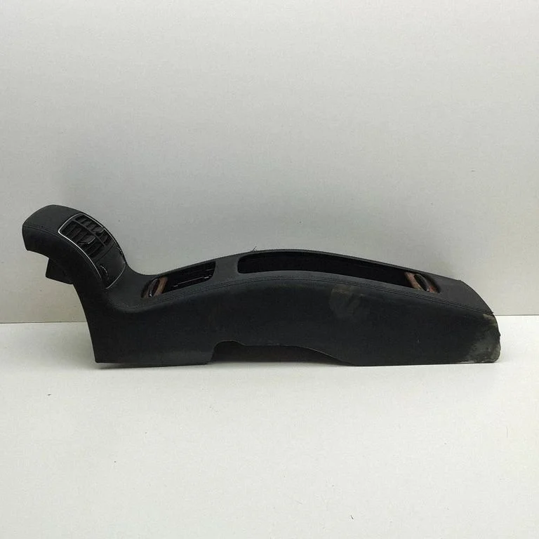 Center console – Mercedes-Benz CLS-Class C219 (2003-2011)