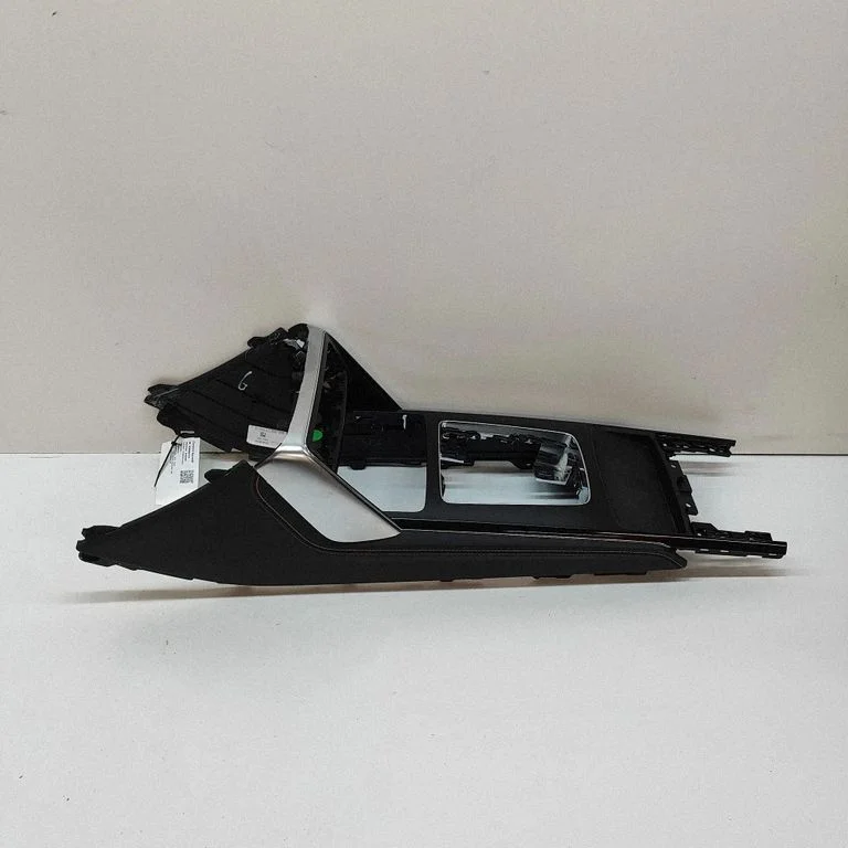Center console STHA5305141