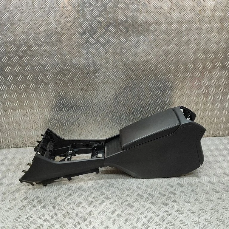 Centrālā konsole 3V2880491