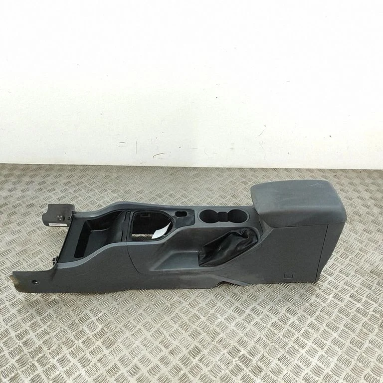 Center console – Ford Ranger (2012-2018)