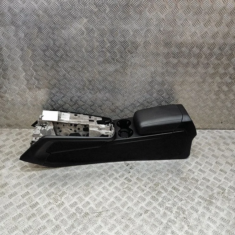 Center console 95B863239D