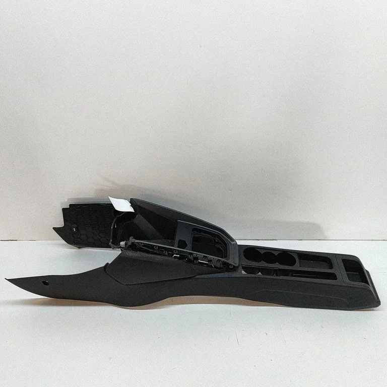 Center console – Audi A1 (2018-)