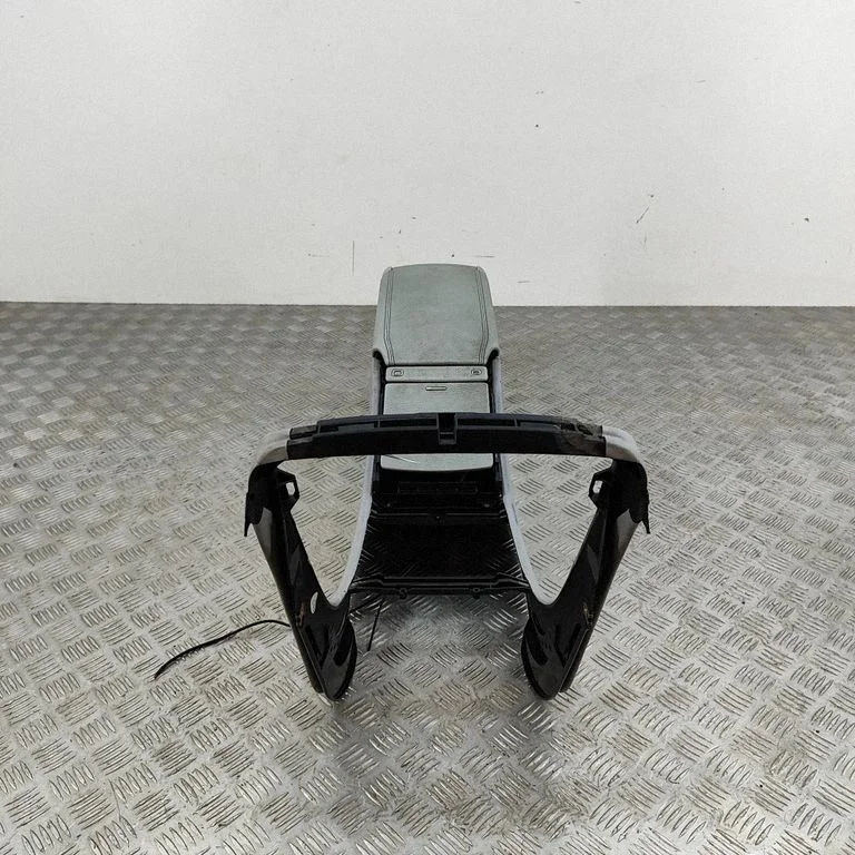 Centrālā konsole A2156800150