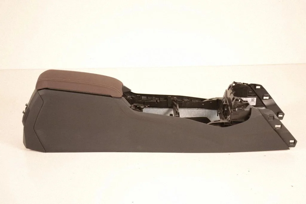 Center console – BMW 1 Series F40 (2019-2023)