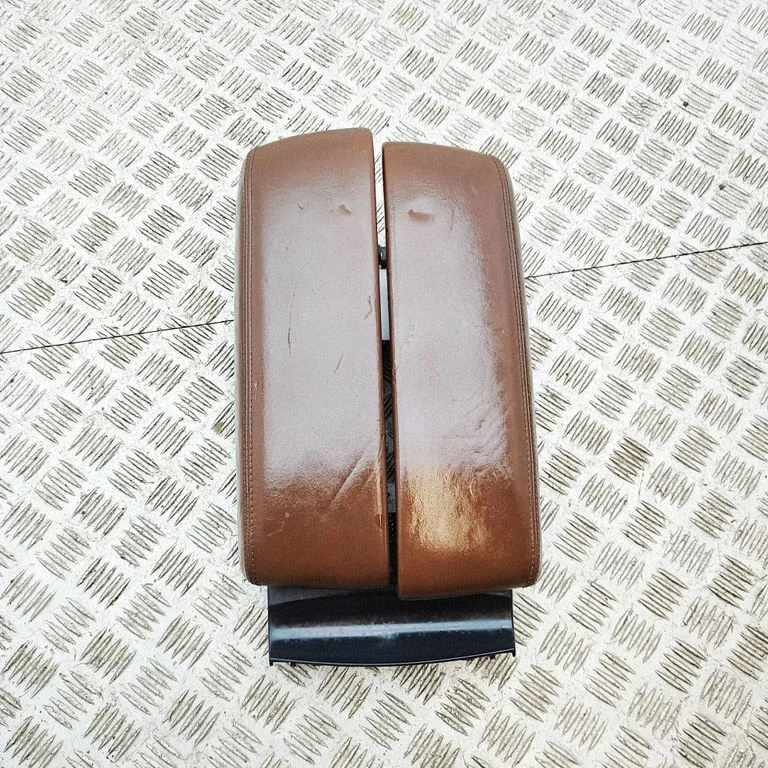 Roku balsts – Audi A8 S8 D4 4H (2010-2016)