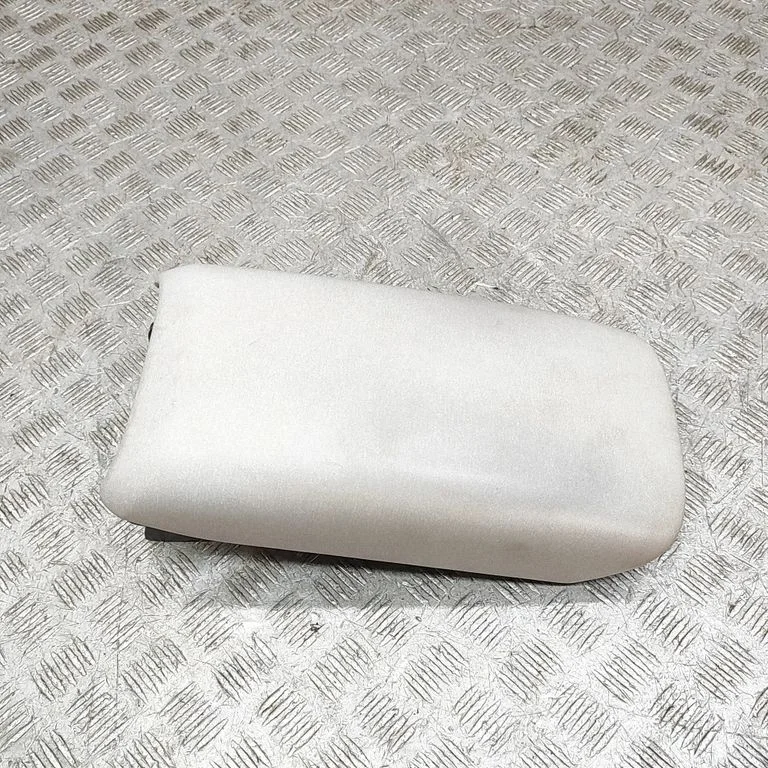 Podłokietnik 84660KL000YGU