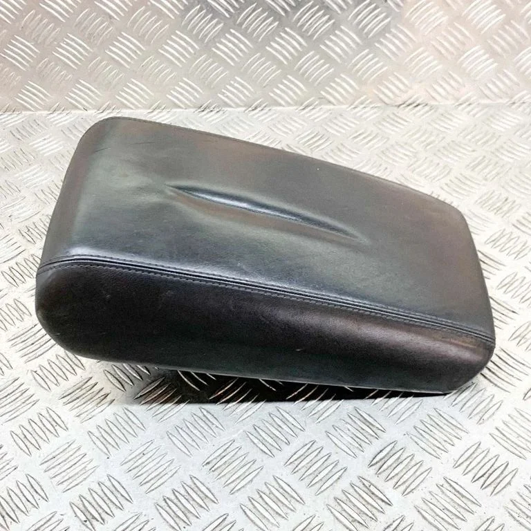 Armrest – Audi A7 S7 4G (2011-2017)