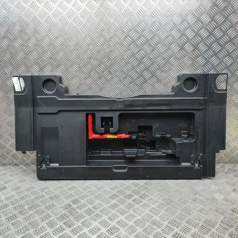 Centre console side trim rear 8W8863373