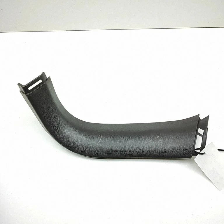 Sāna apdare (aizmugurējā) 817402B000
