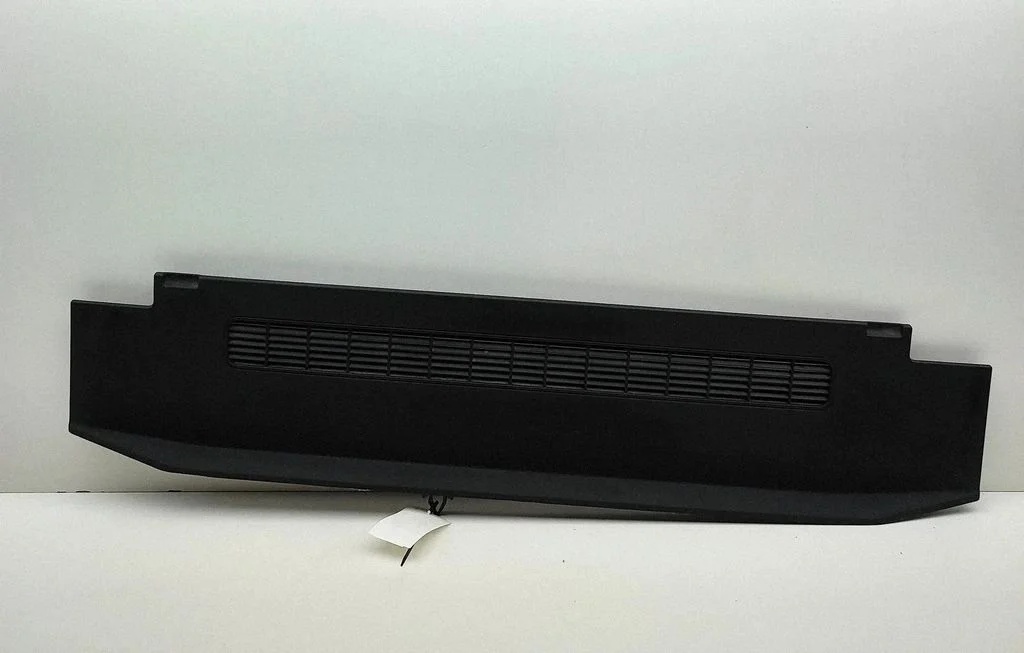 Sāna apdare (aizmugurējā) 4M8861486