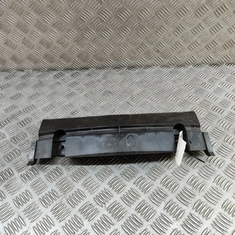 Sāna apdare (aizmugurējā) 982863849A