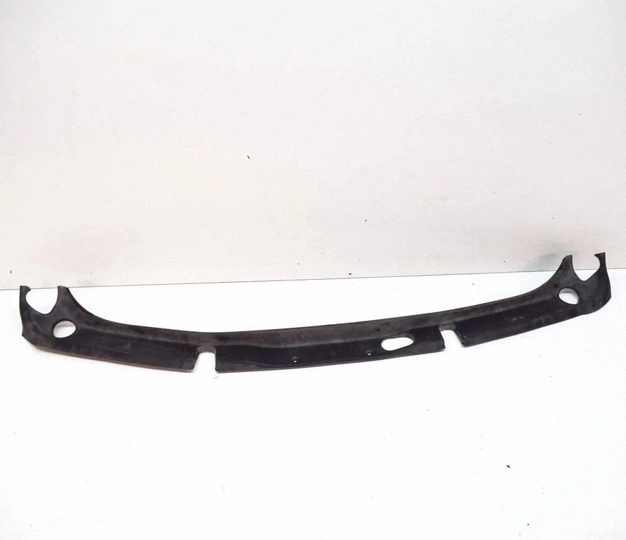 Sāna apdare (aizmugurējā) 104788500C