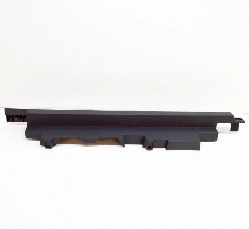 Sāna apdare (aizmugurējā) 4KE861828A