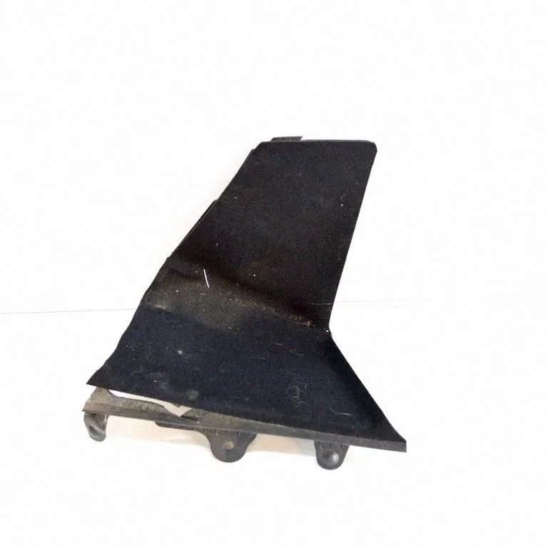 Keskkonsooli külje viimistlus (tagumine) 149295400C