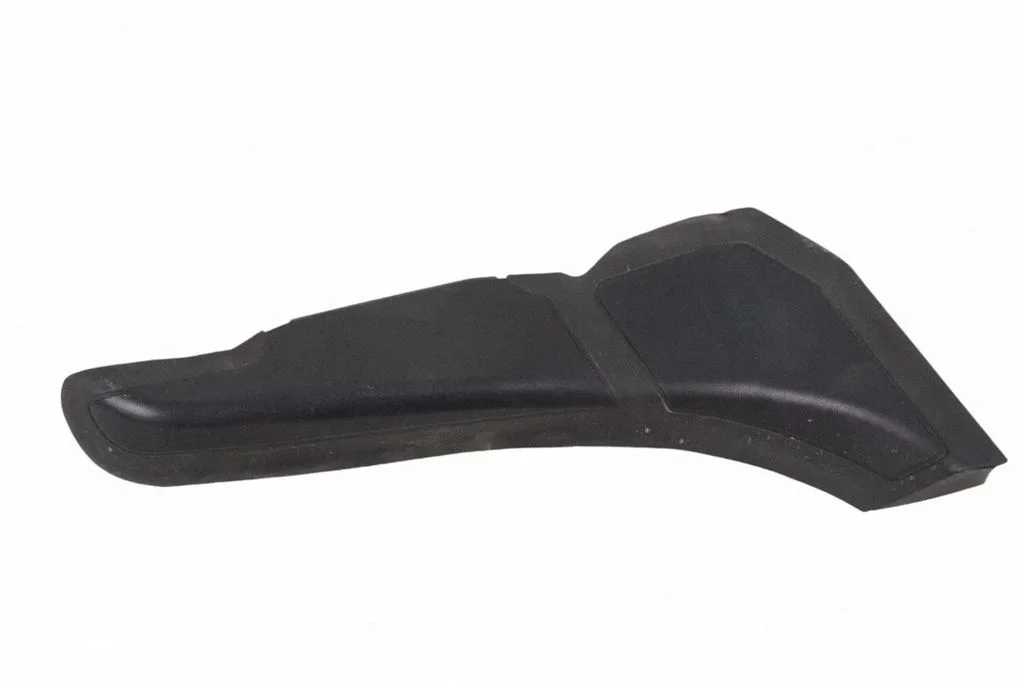 Boczna osłona konsoli (tylna) – BMW Seria 5 G30 G31 G38 (2016-)