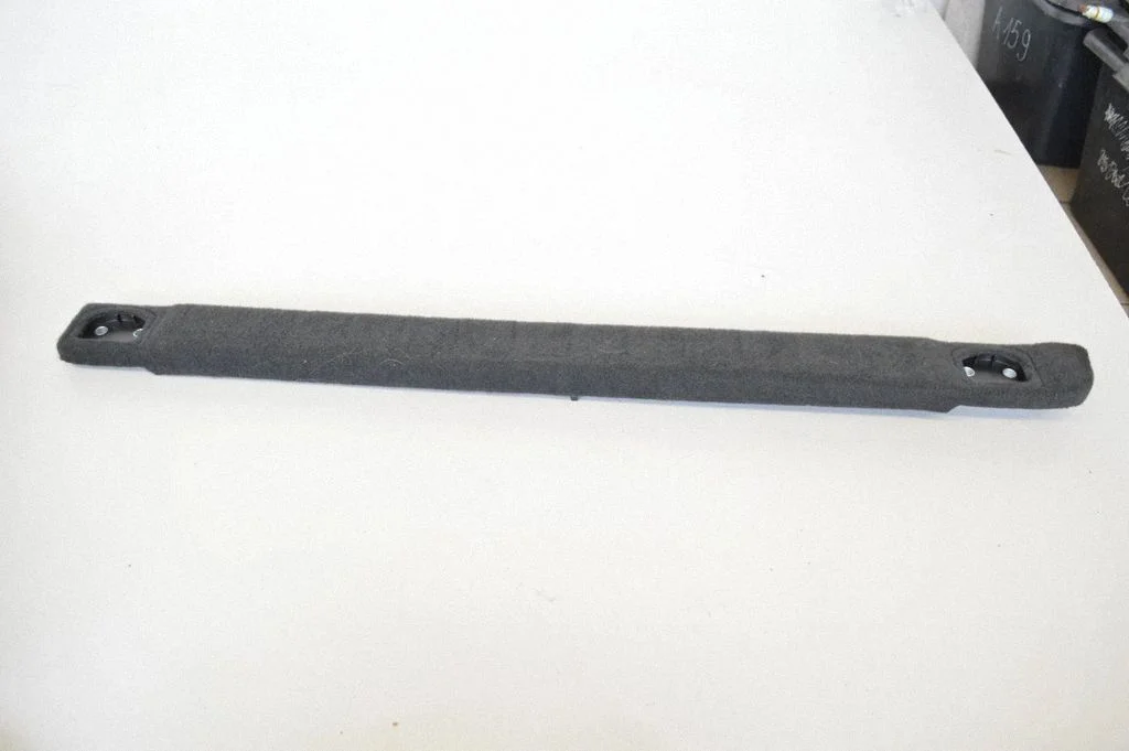 Keskkonsooli külje viimistlus (tagumine) 7P5863527A