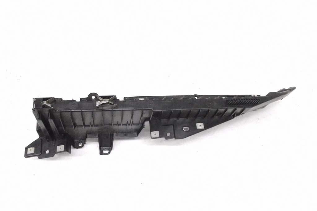 Keskkonsooli külje viimistlus (tagumine) – BMW X6 F16 (2014-2017)