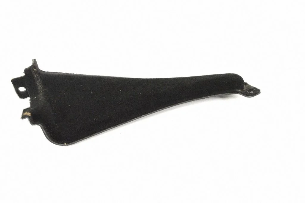 Sāna apdare (aizmugurējā) A2046903125