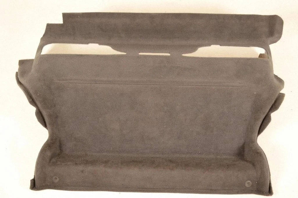 Sāna apdare (aizmugurējā)