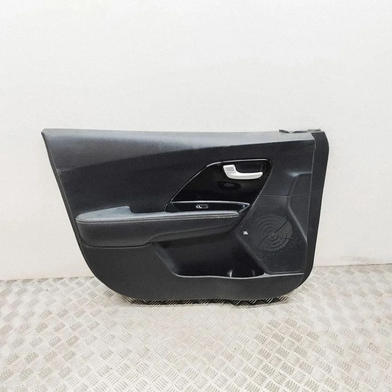 Priekšējo durvju apšuvums 82305G5280