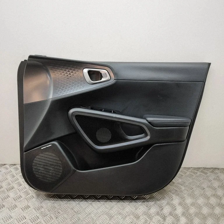 Eesmiste uste sisevooder 82304J2281