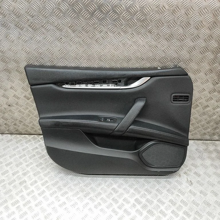 Front door card panel trim 670023128