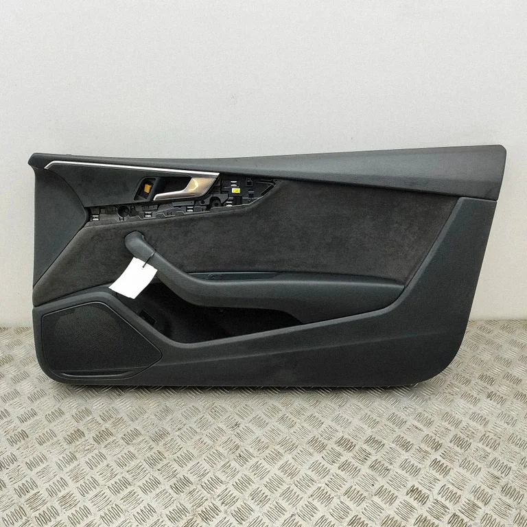 Front door card panel trim 8W6867134