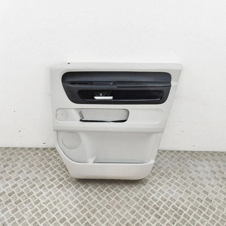 Front door card panel trim 1T4867012G