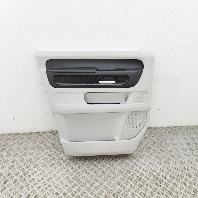 Front door card panel trim 1T4867011G