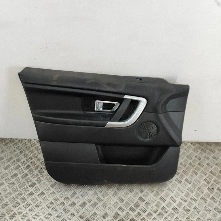 Boczek drzwi przednich FK7223943DA