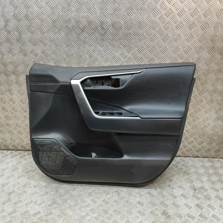 Front door card panel trim 67611X1B32
