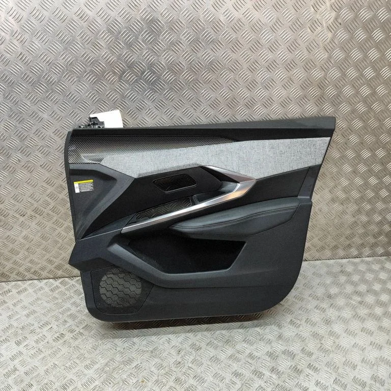 Boczek drzwi przednich 98453096ZD