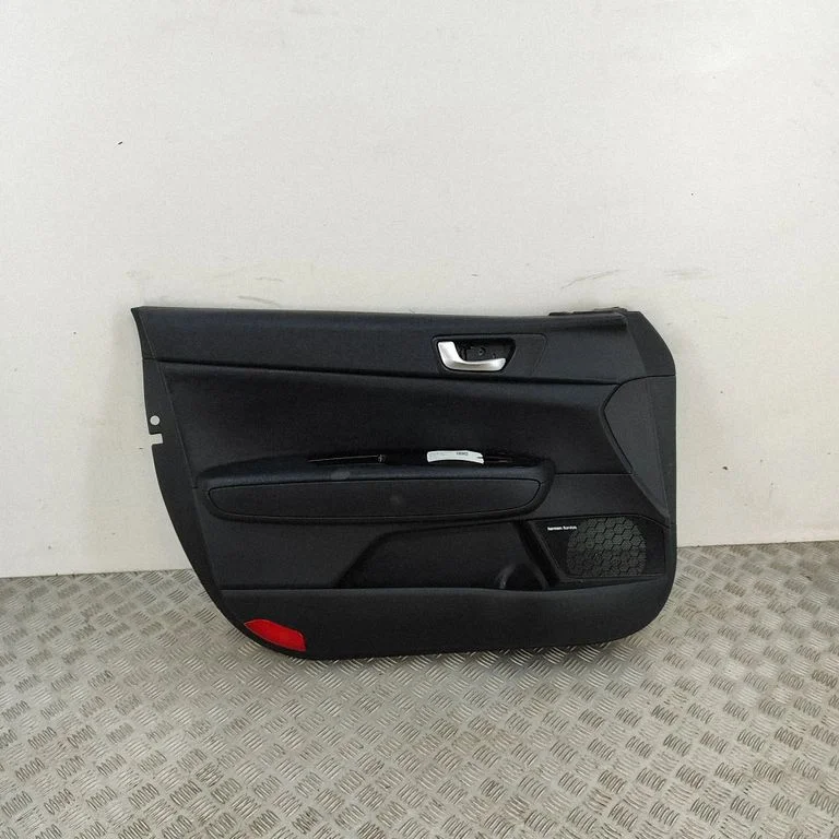 Priekšējo durvju apšuvums 82307D4080