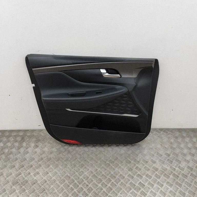 Priekšējo durvju apšuvums 82307S1270TMR