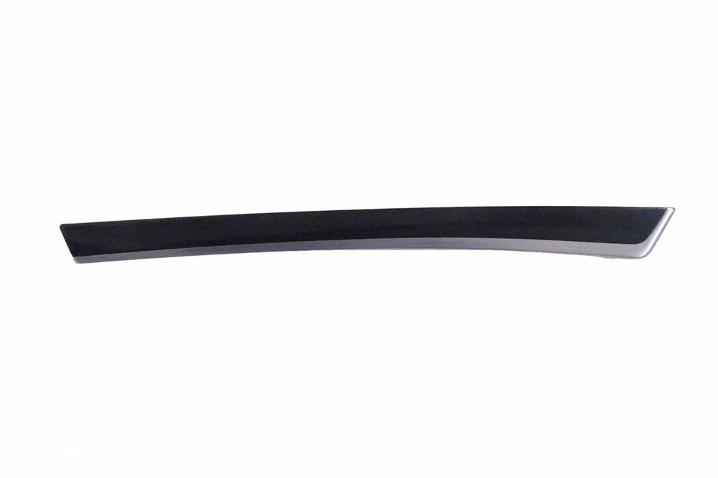 Eesmiste uste sisevooder – BMW 5-seeria F10 F11 (2009-2016)