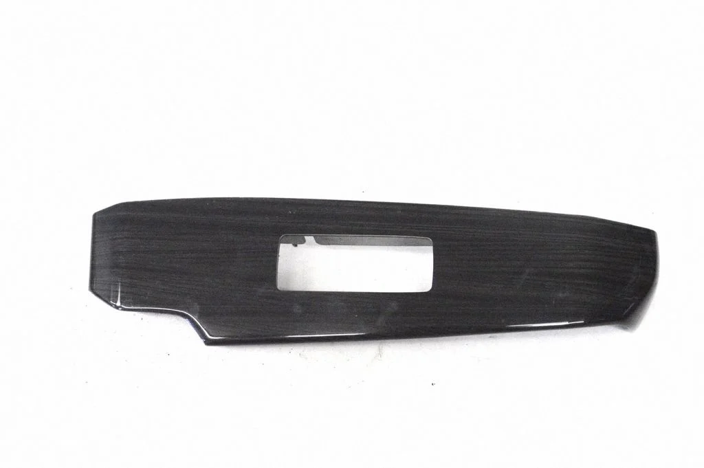 Front door card panel trim – Lexus IS III XE30 (2013-2020)
