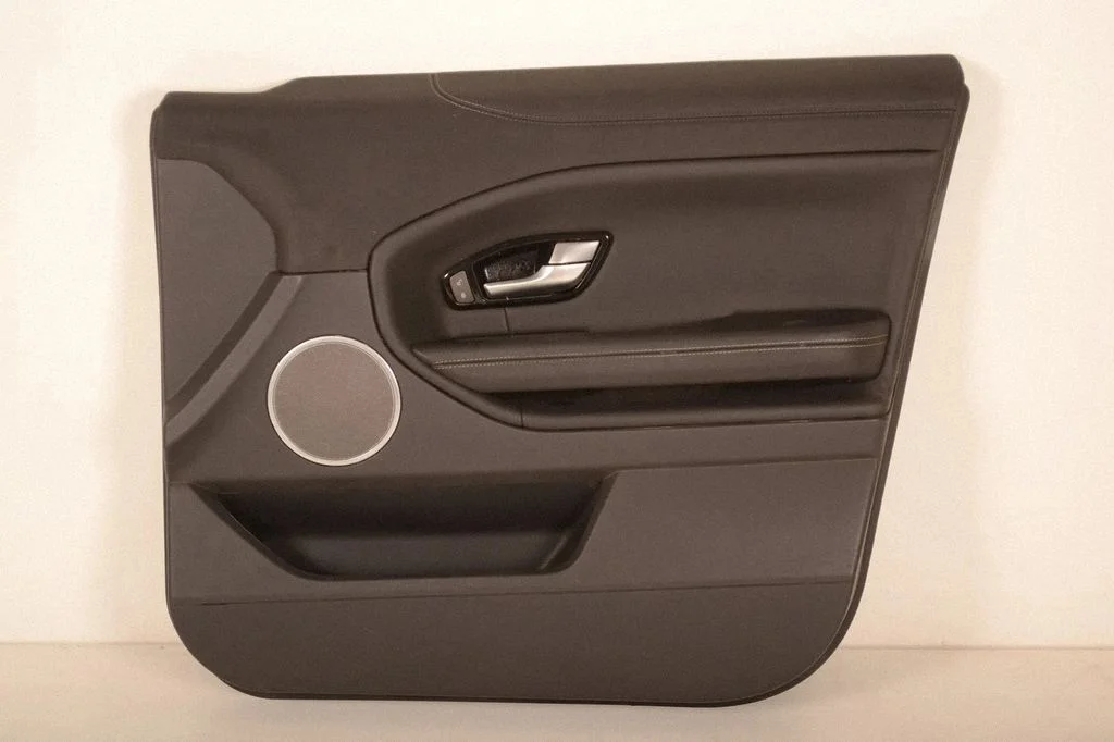 Front door card panel trim – right