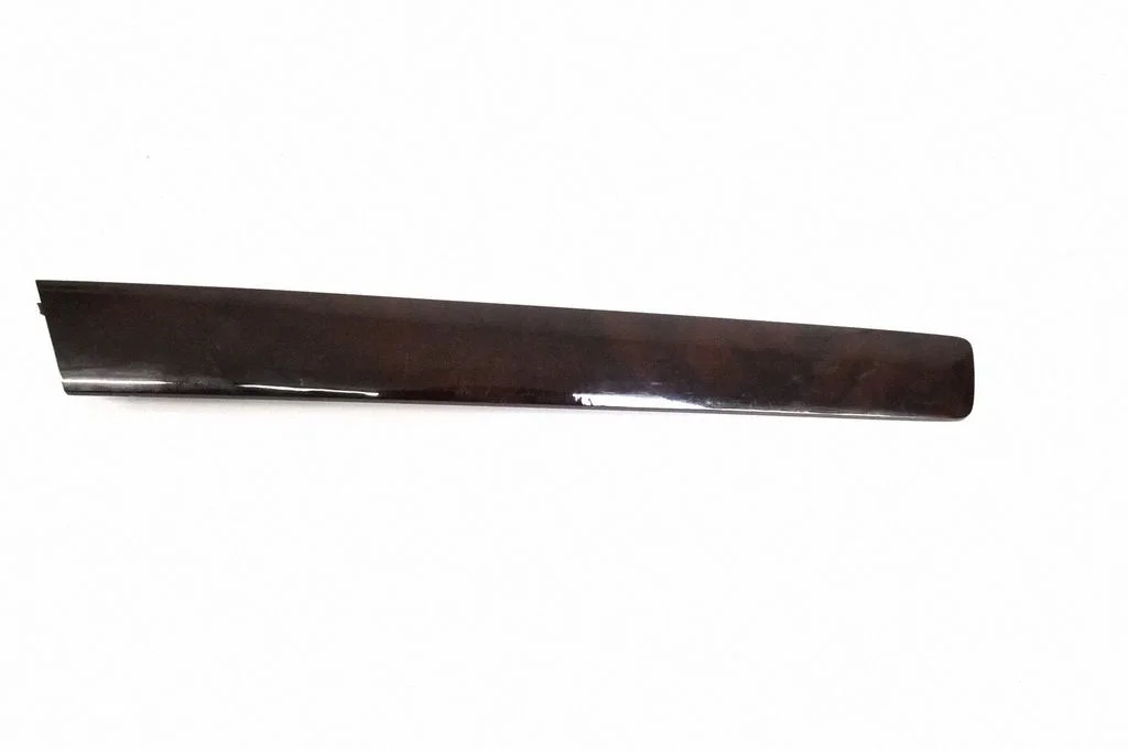 Eesmiste uste sisevooder 7P6867449B