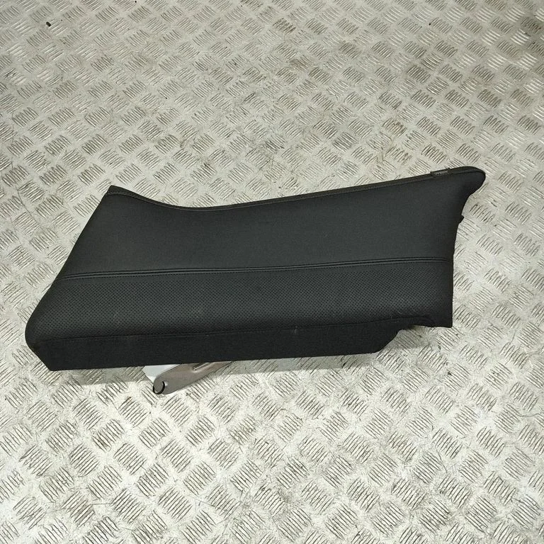 Front door seat control surround trim – BMW iX1 (2022-)