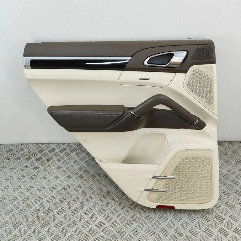 Rear door card panel trim – Porsche Cayenne (92A) (2010-2017)