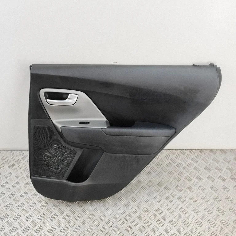 Rear door card panel trim 83321G5000