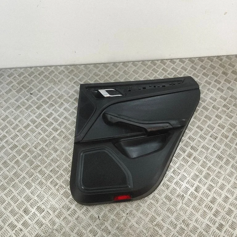 Rear door card panel trim – Porsche Macan (95B) (2014-2018)